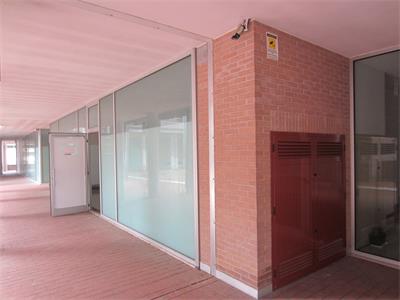 lotto 6- sub 89- quota di 1000/1000 della piena proprietà di unità commerciale al grezzo così identi